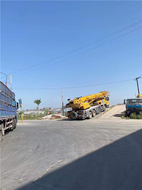 大东区25吨吊车的租赁价格大概是多少？